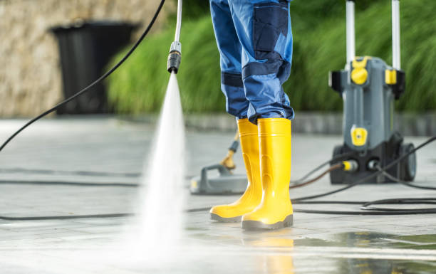 Why Choose Our Certified Pressure Washing Experts for Your Project Needs in Idaho Springs, CO?